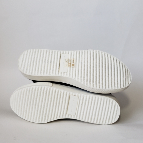 🖤 DISNEY 🖤 MARC JACOBS MICKEY MOUSE SNEAKERS - Picture 4 of 6